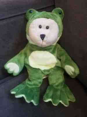 Adorable Starbucks Coffee Company "Frog" 39th Edition Bearista Bear - 2005.  - Sold on eBay Nov, 4th 2018 for $12.99
