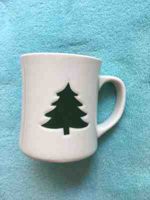 NOS STARBUCKS 2008 HOLIDAY CHRISTMAS TREE EVERGREEN COLLECTOR 12oz COFFEE MUG - Sold on eBay Oct, 30th 2018 for $13.95