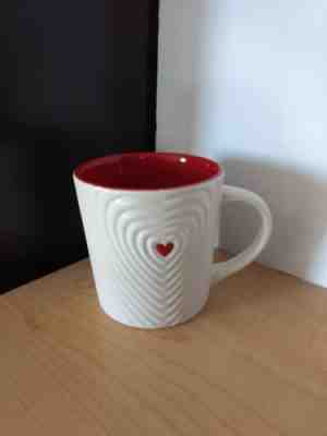 STARBUCKS COFFEE MUG 2008 WHITE RED HEART 16 OZ LOVE VALENTINE'S DAY EXC - Sold on eBay Oct, 30th 2018 for $12.00