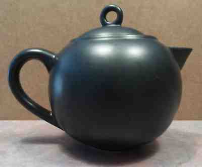 Starbucks Charcoal Grey/Black Collector 6 Cup Teapot 2011 Large - Sold on eBay Nov, 3rd 2018 for $24.99