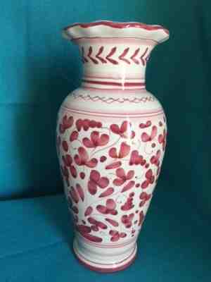 Vase Starbucks 2003 Barista Arabesco Fluted Vase Red/White Hand Painted In Italy - Sold on eBay Sep, 22nd 2018 for $7.99