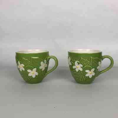 Starbucks Coffee Mugs White Tropical Flowers 2006 Raised Green Leaves Set Of Two