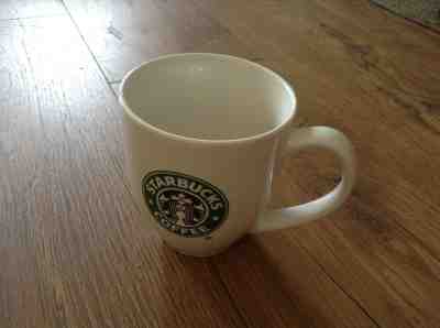 Starbucks 2006 White Green & Black Mermaid Siren Logo 15.3 oz Coffee Cup Mug - Sold on eBay Oct, 25th 2018 for $8.99