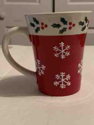 Starbucks Holiday 2007 Coffee Tea Mug - Red with White Snowflakes & Holly - Sold on eBay Nov, 8th 2018 for $8.97