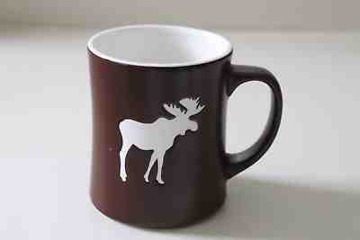 STARBUCKS 2009 LARGE BEAUTIFUL BROWN MUG - MOOSE AND LETTERS RECESSED IN GLAZE  - Sold on eBay Nov, 18th 2018 for $23.50