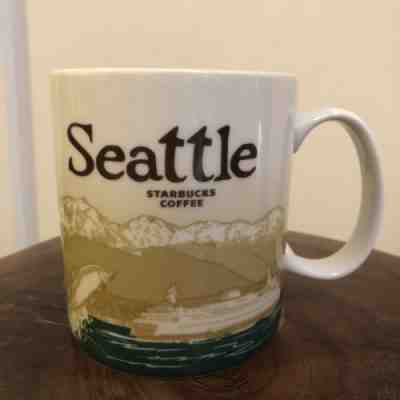 NWT SEATTLE 2009 STARBUCKS MUG COLLECTOR SERIES ! Mint RARE STAR BUCKS CUP ! - Sold on eBay Oct, 28th 2018 for $29.99