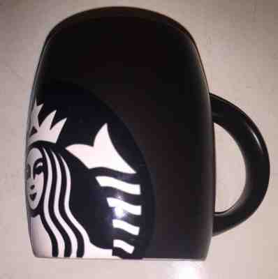 New-STARBUCKS COFFEE 2011 Black & White Cup/Mug Laser Etched Mermaid Barrel  - Sold on eBay Oct, 28th 2018 for $8.00