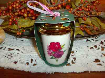Starbucks Ban do 2018 Holiday Ornament NWT - Sold on eBay Nov, 17th 2018 for $19.00