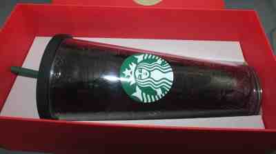 2014! Starbucks Cold Cup Tumbler 24 oz Clear w/ Black design, Top & Green Straw - Sold on eBay Aug, 27th 2018 for $9.99