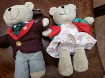 NEW 2017 Starbucks holiday Bearista Bear Boy & Girl Limited Edition Set of Two  - Sold on eBay Nov, 22nd 2018 for $20.00