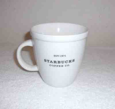 Starbucks Coffee Company 2001 Large 18 Ounce White Barista Mug Cup - Sold on eBay Nov, 20th 2018 for $20.99