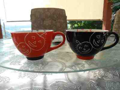 2-10oz Starbucks 2007 Halloween Pumpkin Jack o Lantern Coffee Mug/Cup - Sold on eBay Nov, 22nd 2018 for $18.50