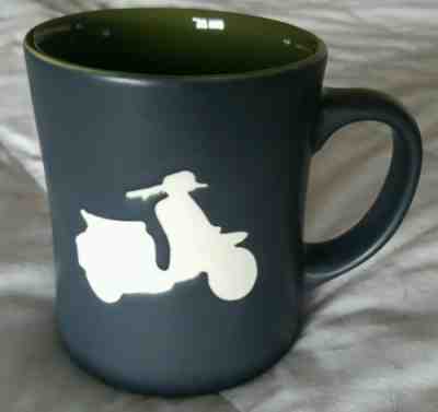 STARBUCKS 2011 MATTE BLACK GREEN 16oz ITALIAN VESPA MOPED SCOOTER MUG - Sold on eBay Nov, 7th 2018 for $14.95