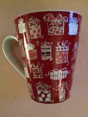 STARBUCKS 2004 Red Christmas Coffee Mug 14 Ounce - Sold on eBay Nov, 23rd 2018 for $10.00