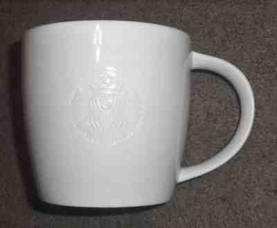 Starbucks 2010 Coffee Mug Large White 20 oz  Mermaid Logo VENTI (V) Rare HTF - Sold on eBay Nov, 25th 2018 for $17.99
