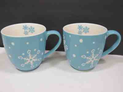 Two Starbucks Coffee Mug Blue White Snowflakes Holiday 2007 Embossed 16 oz - Sold on eBay Nov, 27th 2018 for $38.00