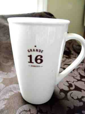 ~~~Starbucks Grande 16 oz. 2010 Tall Coffee Latte Mug..Brown Lettering~~~ - Sold on eBay Nov, 28th 2018 for $8.95