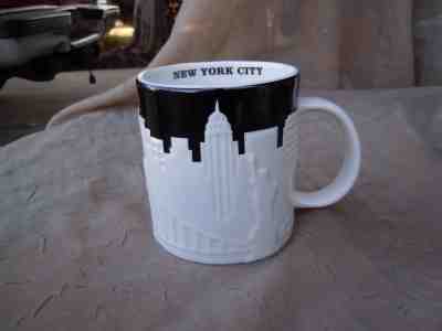Starbucks 2012 New York City Mug TAXI 16 FL OZ Holiday Edition Skyline Coffee - Sold on eBay Nov, 26th 2018 for $9.99