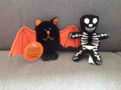 NWT STARBUCKS Finger Puppets 2001 Halloween  Skeleton & Bat Set of 2 - Sold on eBay Nov, 6th 2018 for $12.99