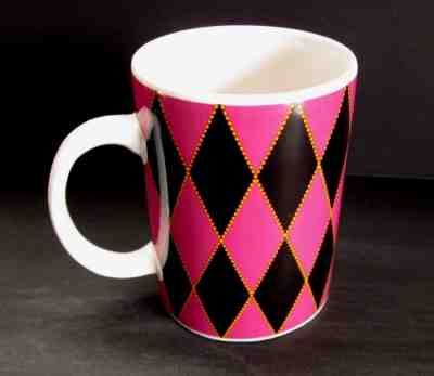 2004 Starbucks Coffee Mug Dark Pink & Black Diamonds Harlequin Argyle 16 Oz Cup - Sold on eBay Dec, 1st 2018 for $9.00