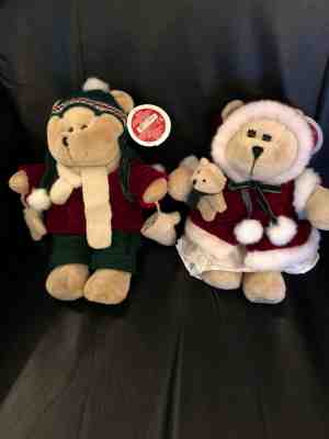 Starbucks Bearista 2 Bear Christmas Boy and Girl Set from 2005 - Sold on eBay Oct, 24th 2018 for $17.75