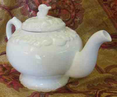 1999 STARBUCKS COFFEE CO. TEAPOT LARGE 7-Cup ITALY Pottery FRUIT DESIGN Tea Pot - Sold on eBay Dec, 3rd 2018 for $23.00