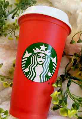Starbucks Reusable Red Cup 2018 Holiday Collection with Drink Discount CHRISTMAS - Sold on eBay Dec, 3rd 2018 for $9.50