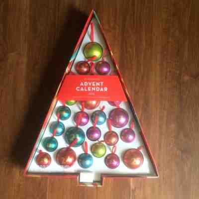 Starbucks Advent Calendar 2015 with 25 Brightly Colored Ornaments Original Box - Sold on eBay Dec, 3rd 2018 for $24.99