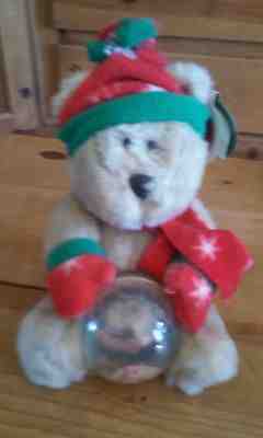 2002 STARBUCKS CHRISTMAS BEAR with photo snow globe - Sold on eBay Dec, 14th 2018 for $12.50