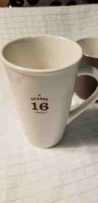 Starbucks 2010 Classic White Ounces Series Ceramic Mug Glossy Venti 16 Oz. ... - Sold on eBay Dec, 15th 2018 for $9.99