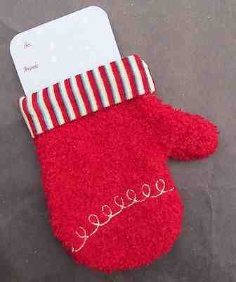 New Starbucks 2007 Gift Card Christmas Sleeve Holder Red Mitten with Tag - Sold on eBay Dec, 12th 2018 for $8.99