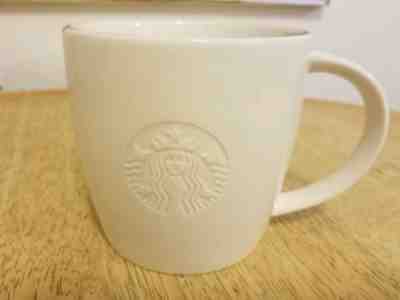 Starbucks 2010 White Embossed Venti 20 oz. Mug, Nice and Hard To Find! - Sold on eBay Dec, 17th 2018 for $29.99