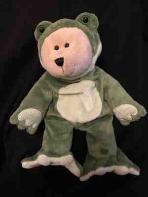  STARBUCKS COFFEE COMPANY Bearista Bear Plush- BEAR IN FROG SUIT 2006 - Sold on eBay Feb, 13th 2019 for $3.95