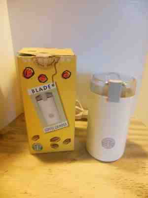 Vintage STARBUCKS Blade COFFEE GRINDER White w/Gray Logo  - Sold on eBay Jan, 6th 2019 for $7.90