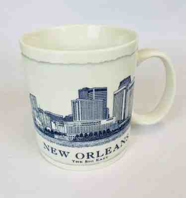 Starbucks New Orleans Tea Coffe Mug Blue White Architecture 18 oz 2008   - Sold on eBay Dec, 13th 2018 for $20.00