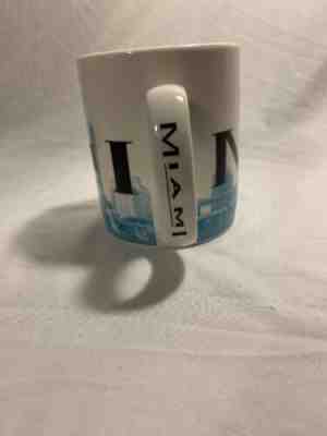 2002 STARBUCKS Miami 18 oz Architecture Skyline Series One Coffee Mug - Sold on eBay Apr, 13th 2019 for $8.00