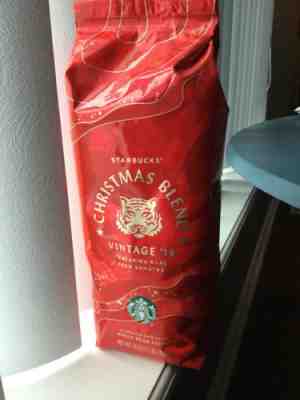 Starbucks 2018 Christmas Blend Whole Bean Coffee Dark Roast 16 oz  Bag - Sold on eBay May, 8th 2019 for $9.00