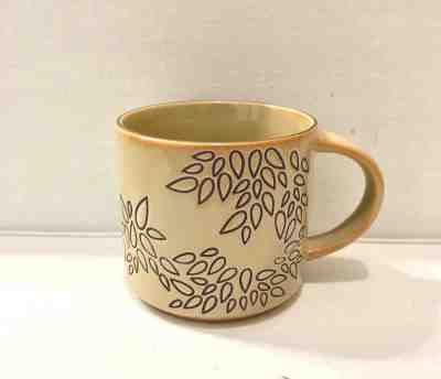Starbucks Coffee Tea Mug Cup 2013 Tan Brown Engraved Leaves 14 oz Ceramic  - Sold on eBay May, 8th 2019 for $7.00