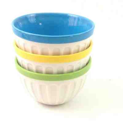 Starbucks Ice Cream Bowls Set of 3 - Sold on eBay May, 12th 2019 for $22.50