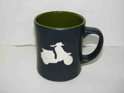 STARBUCKS VESPA SCOOTER Mug 2011 New Bone China Porcelaine Anglaise Neuve EUC - Sold on eBay May, 12th 2019 for $19.95