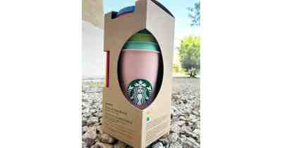 Starbucks Color Changing Cups 2019 Limited Edition - Sold on eBay May, 12th 2019 for $57.00
