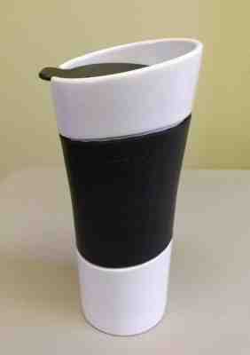Starbucks Coffee 2009 White  Black Rubber Grip Ceramic Travel Mug Traveler 14oz - Sold on eBay Apr, 20th 2019 for $12.50