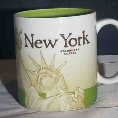 2009 Starbucks New York City Collector Series 16 oz.  - Sold on eBay Mar, 6th 2019 for $11.50