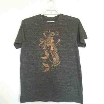 PalmerCash Starbucks Vintage Style Unisex T-Shirt Gold Siren - Sold on eBay May, 12th 2019 for $29.99