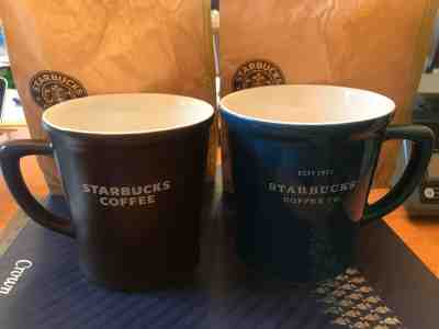 Lot of 2 oversized Starbucks coffee mugs (18 oz. blue, est. 1971; 16 oz. brown) - Sold on eBay May, 10th 2019 for $16.99