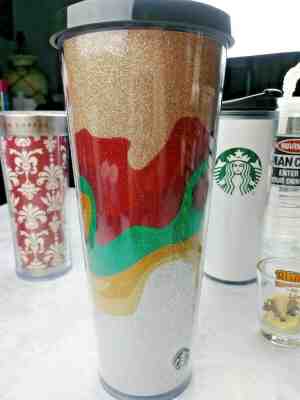New Starbucks 2018 Holiday Cold Cup Tumbler 24 Oz Flow Glitter Sparkle Marbled - Sold on eBay May, 15th 2019 for $15.10