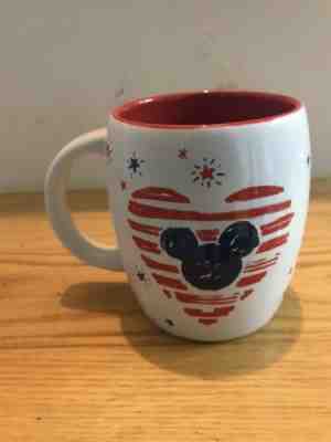 Disney Parks Starbucks Mug Coffee Mickey Heart - Sold on eBay May, 20th 2019 for $22.32