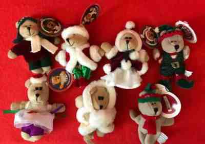 STARBUCKS Collectible Mini Bearista Holliday Plush Magnet Bears Lot Of 7 - Sold on eBay May, 31st 2019 for $34.00