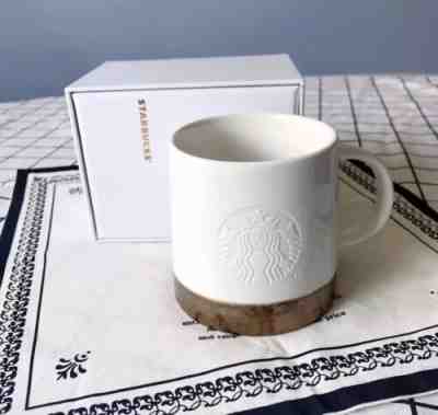 New China 2017 Starbucks Summer Siren White Mug 414ml With Gift Box - Sold on eBay May, 30th 2019 for $25.00
