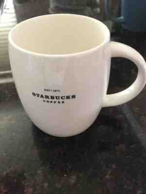 Starbucks White Black Est 1971 Coffee Barrel Mug 14 oz 2008 New - Sold on eBay Jun, 19th 2019 for $19.99